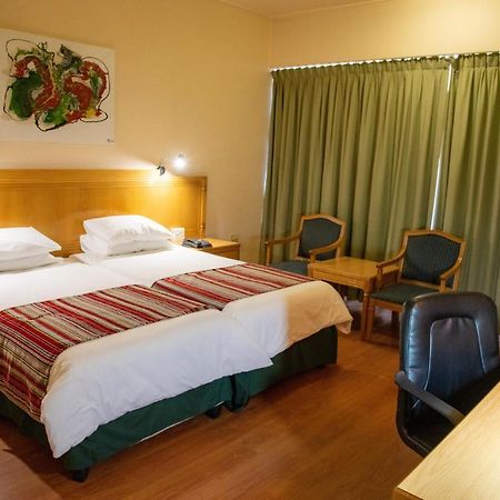 Bon Hotel Bloemfontein Central Экстерьер фото