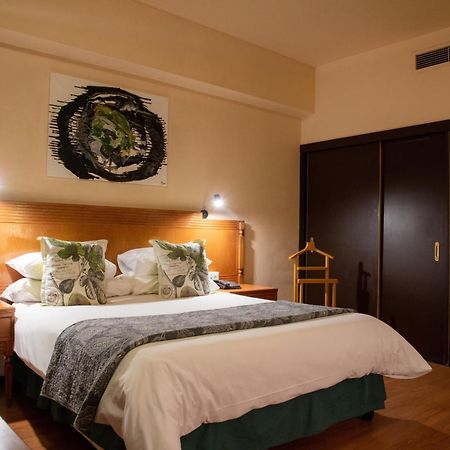 Bon Hotel Bloemfontein Central Экстерьер фото