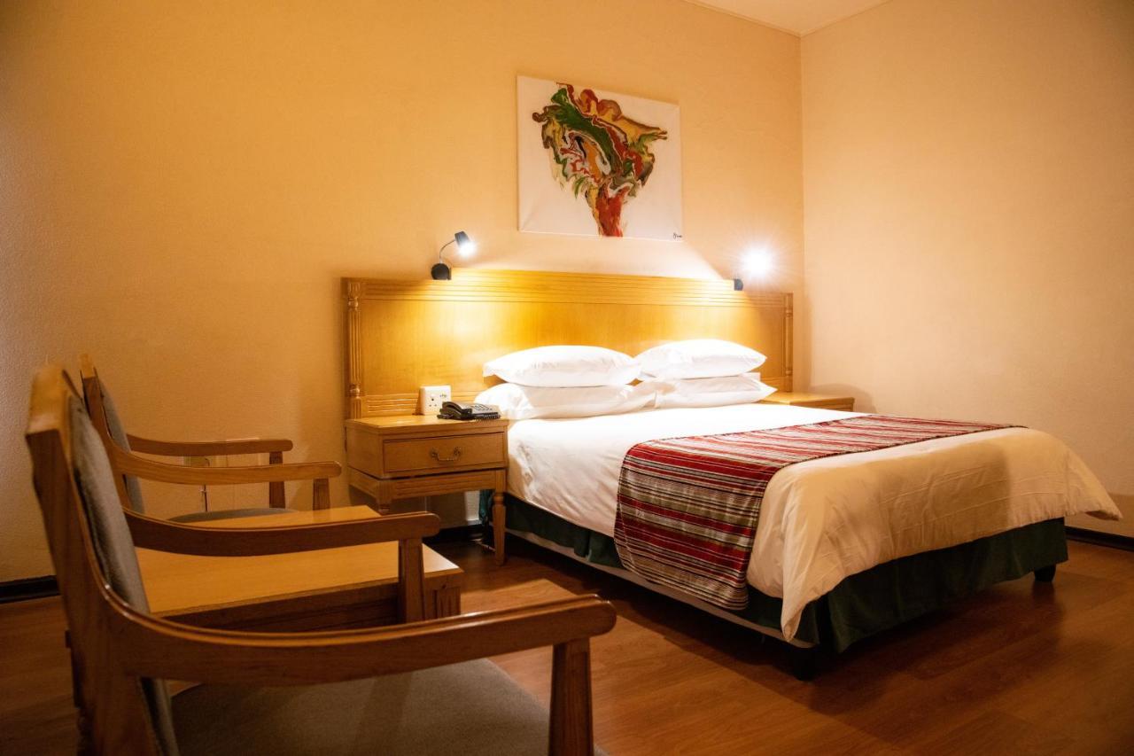 Bon Hotel Bloemfontein Central Экстерьер фото