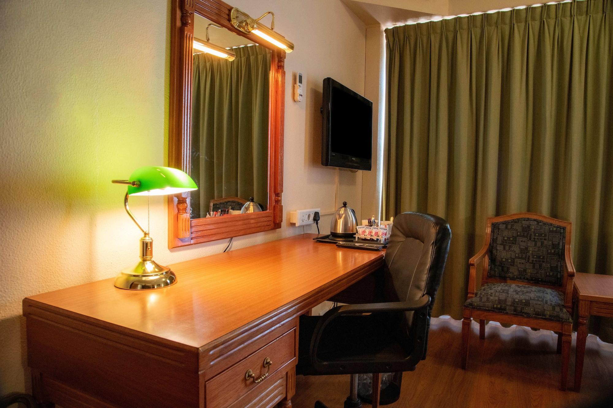 Bon Hotel Bloemfontein Central Экстерьер фото