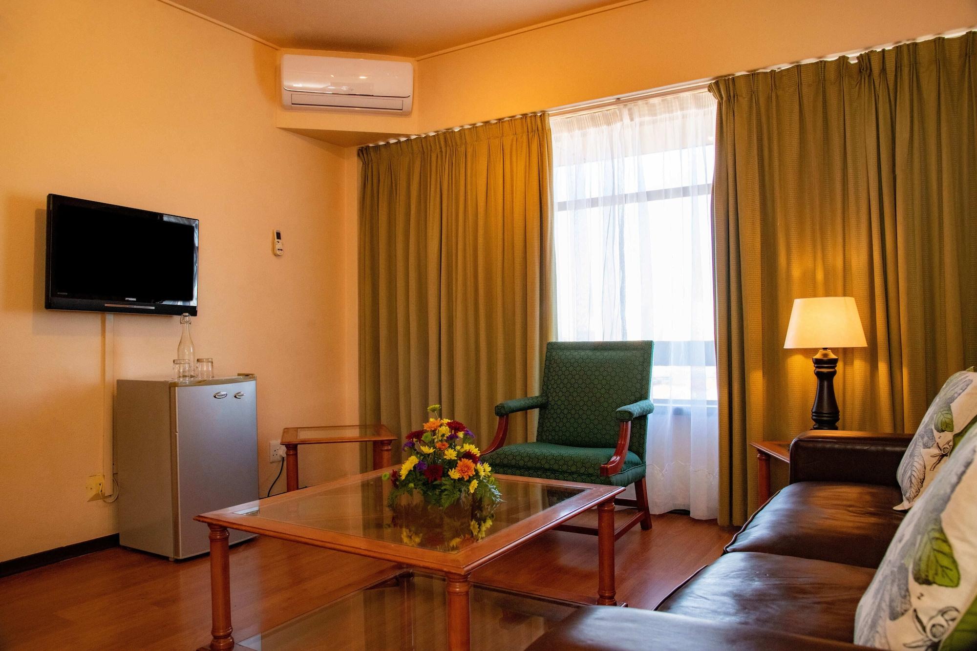 Bon Hotel Bloemfontein Central Экстерьер фото