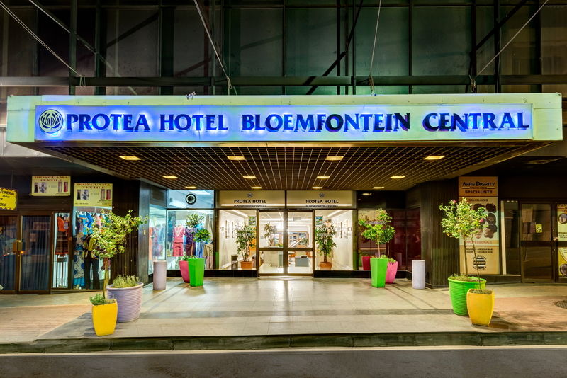 Bon Hotel Bloemfontein Central Экстерьер фото