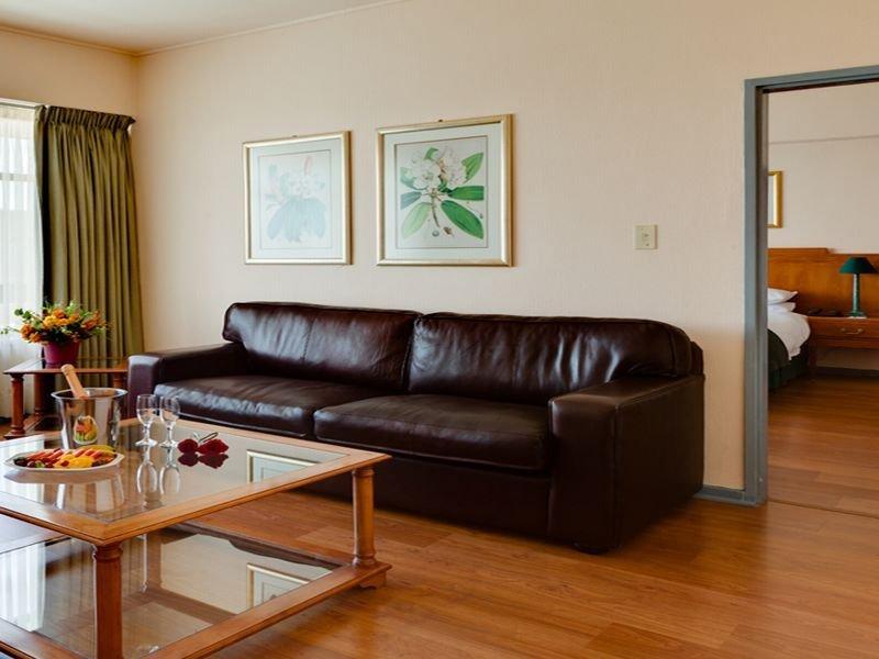 Bon Hotel Bloemfontein Central Экстерьер фото
