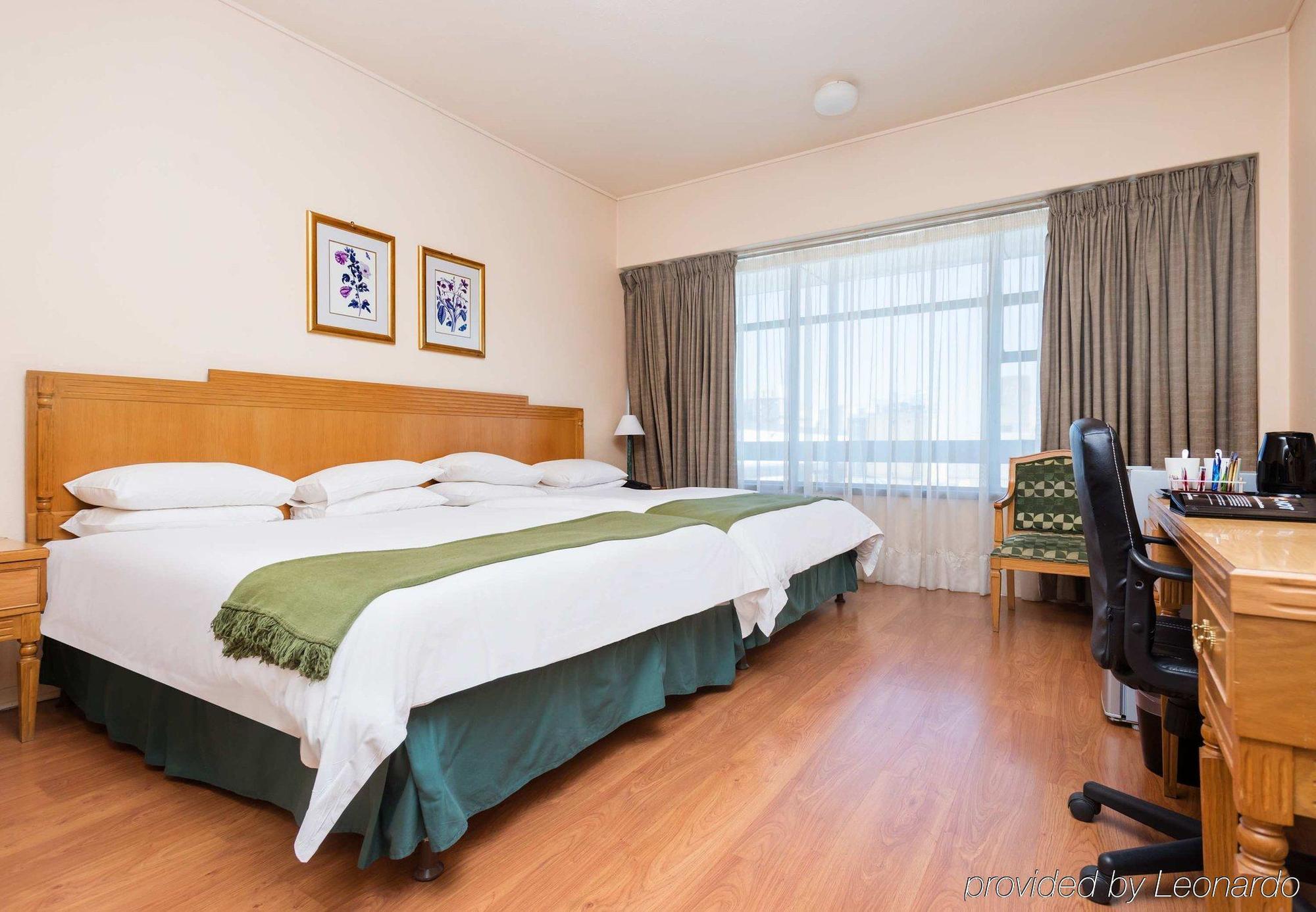Bon Hotel Bloemfontein Central Экстерьер фото